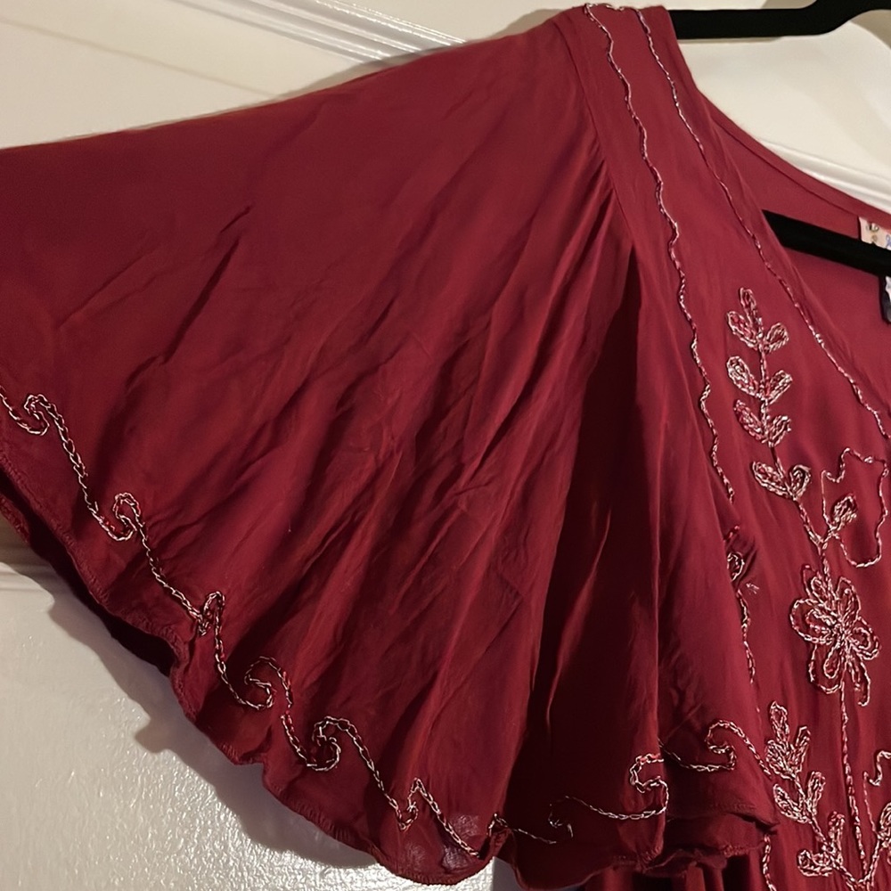 Beautiful Dress - Picture 4 of 8